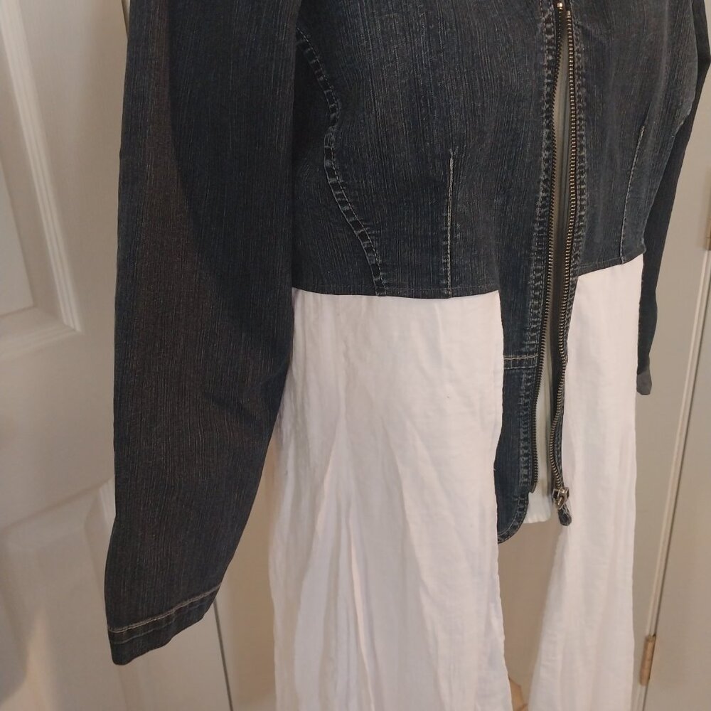 3286 Size Large Jean Tunic Jacket with White Bottom Accent and Lace Accent Back. - Picture 6 of 14